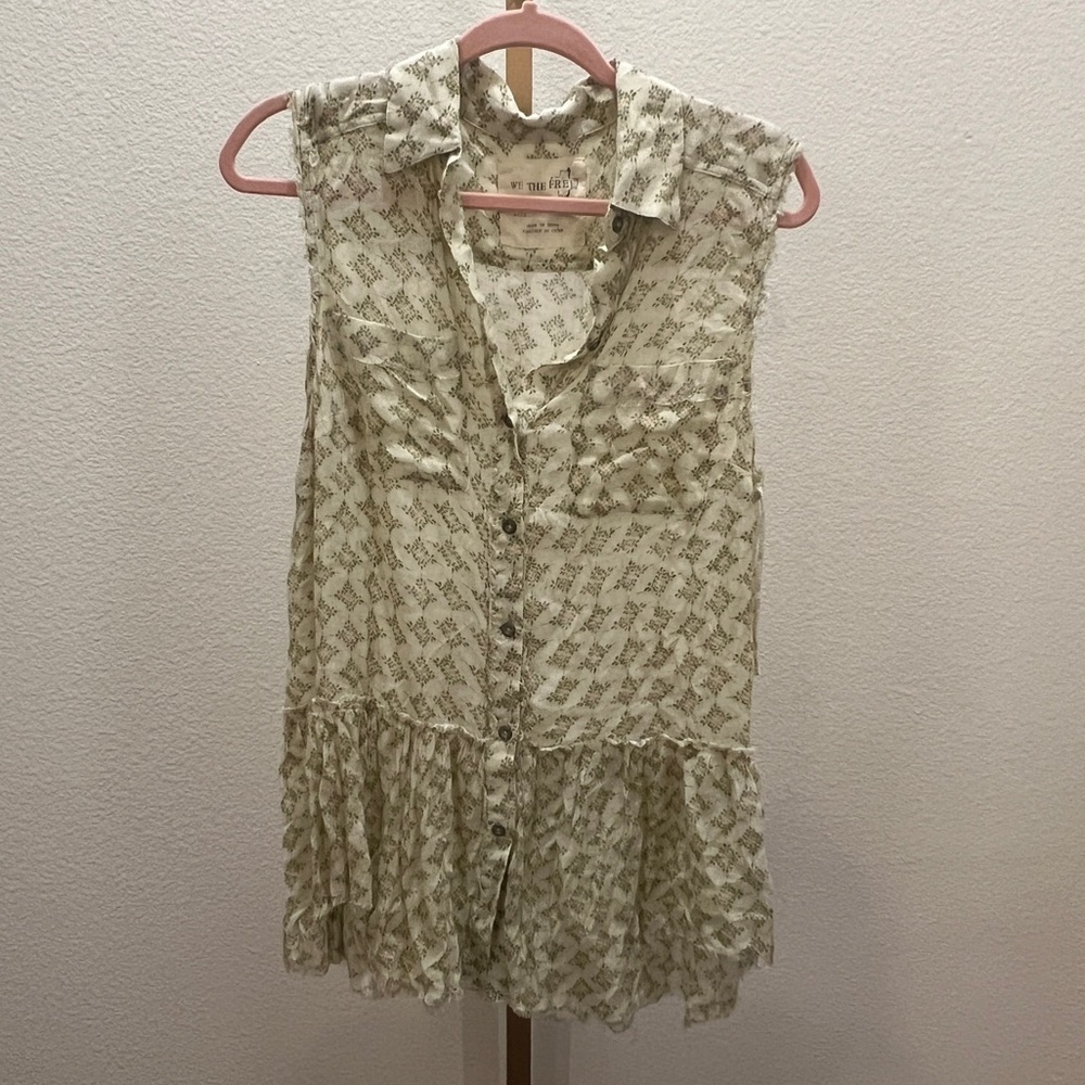 We the free sleeveless Cotton Gauze Button Down Top Cream Sage Pink Small